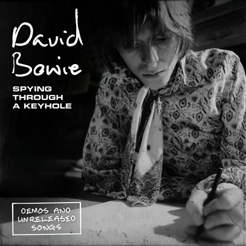 david bowie spying through a keyhole