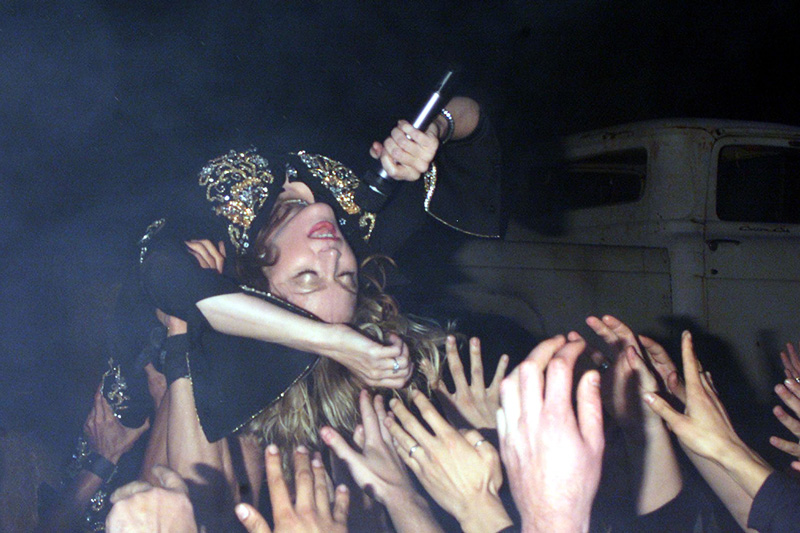 madonna 2000