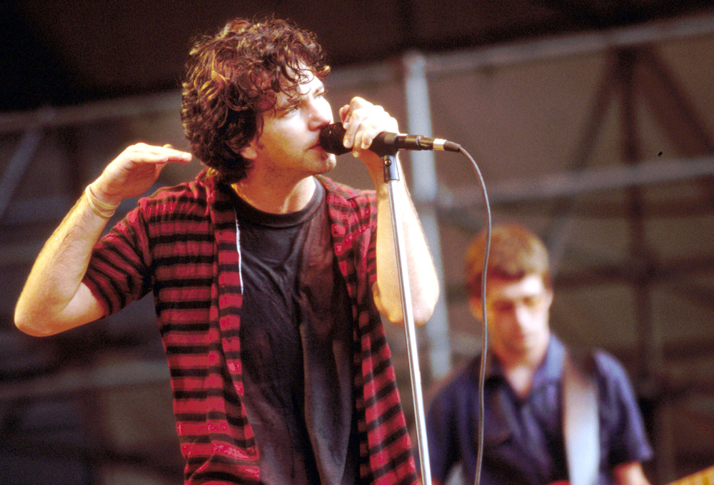 pearl jam 1998 (Photo by KMazur/WireImage)
