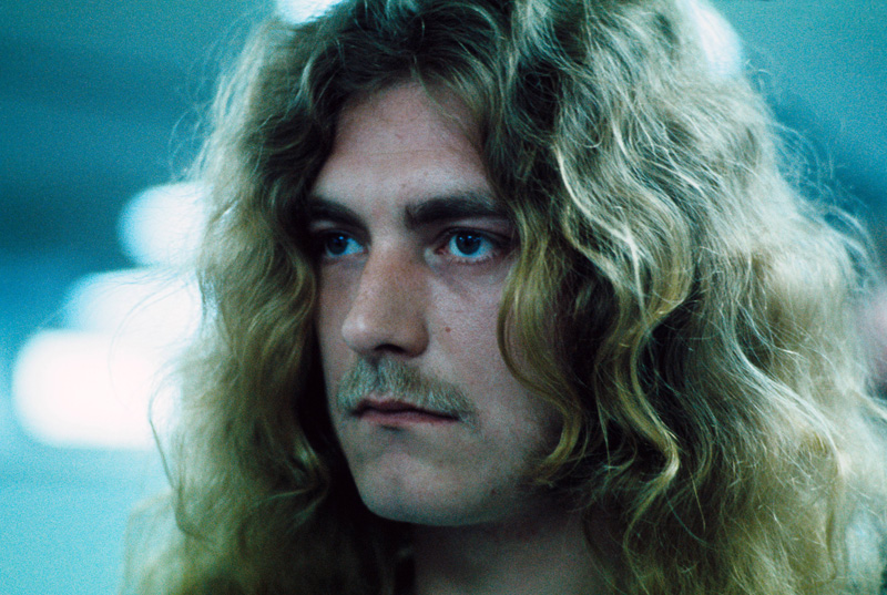 backstage at Oude Rai on 27th May 1972 in Amsterdam, Netherlands. (Photo by Gijsbert Hanekroot/Redferns)