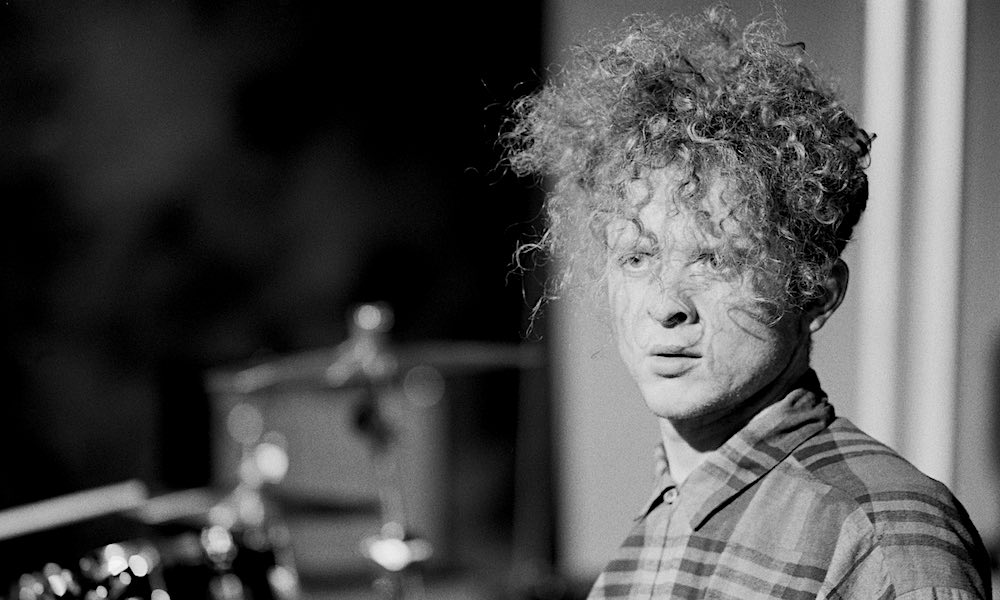 simply red
