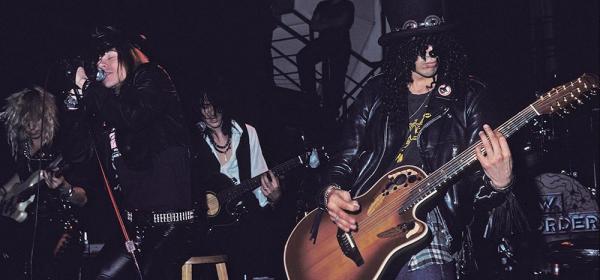 9 Awesome Acoustic Versions Of Classic Rock Songs 