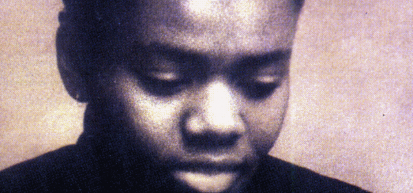 Tracy Chapman's Self-titled Album Turns 30 Today