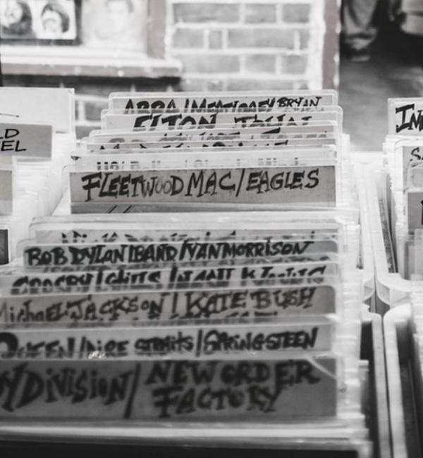 Classic Albums - The Vinyl That Made A Generation