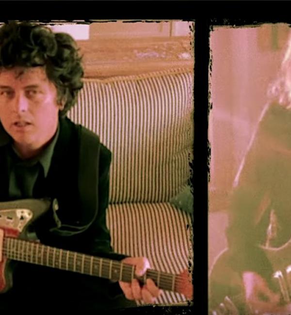 Watch Green Day’s Billie Joe Armstrong Cover The Bangles’ “Manic Monday” With Susanna Hoffs 