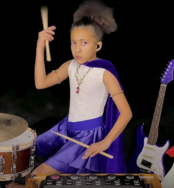 Watch Nandi Bushell Re-Create Led Zeppelin’s “Immigrant Song” Using A Live Loop Pedal