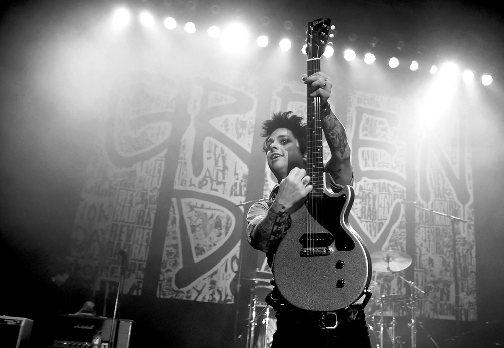 green day selling gear